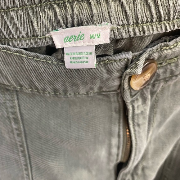 Aerie Womens Cropped Utility Pants Unfinished Hem Elastic Waist Size Medium EUC - Picture 7 of 7